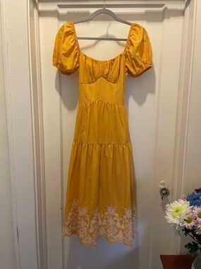 Francesca's NWT Cassie Embroidered Bow Back Dress w/short puff sleeves XS